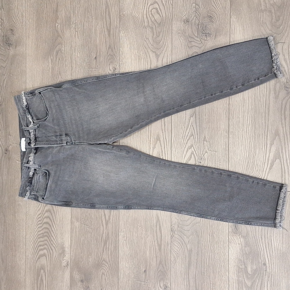 Good American black washed high-rise skinny jeans frayed